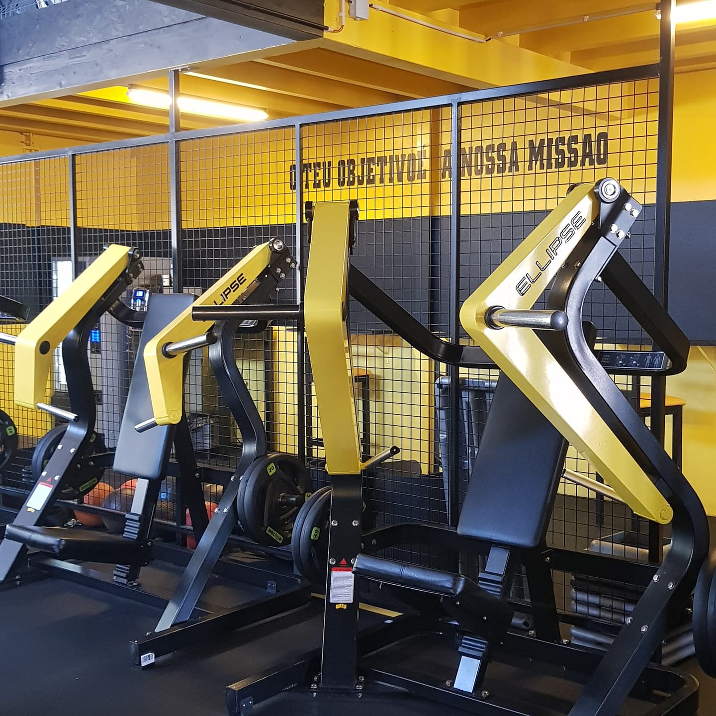 Máquinas amarelas Fitness XXI